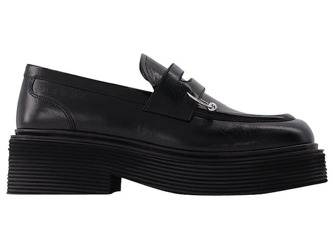 Marni Leather White Piercing Loafers in Black Womens Flats and flat shoes Marni Flats and flat shoes 
