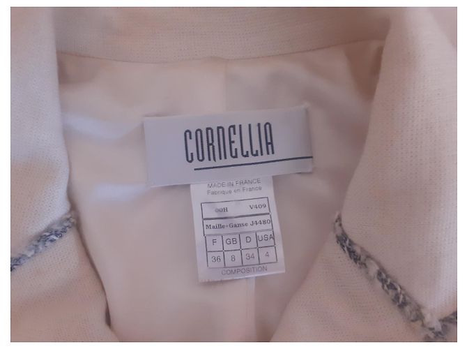 Autre Marque Beige wool short jacket