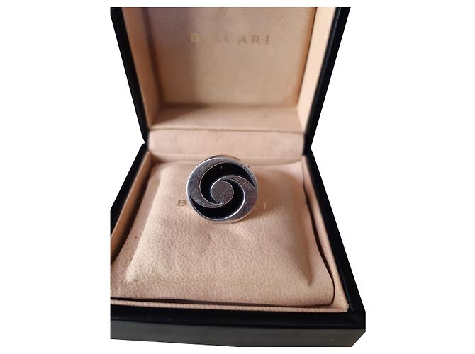 Anello Bulgari Optical in oro bianco e onice Nero