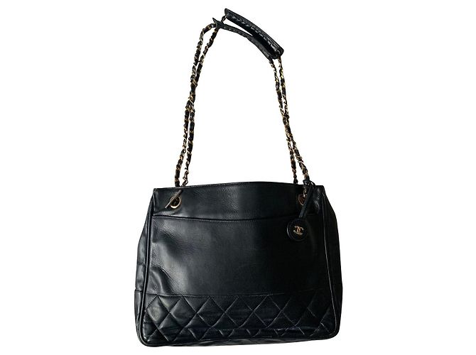 Borsa a spalla Chanel in pelle nera Nero