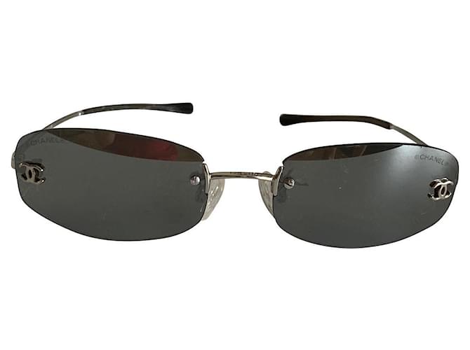 Chanel Sunglasses Dark grey Metal  ref.605382