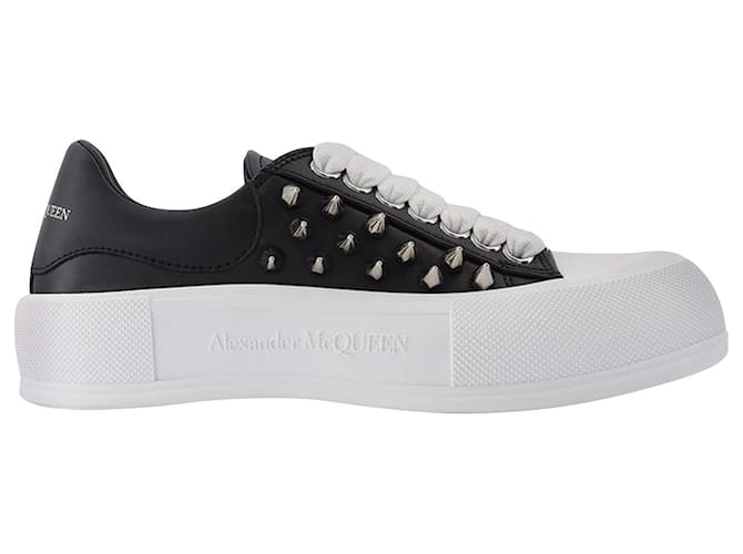 Alexander Mcqueen Oversize Sneakers in Black & Silver Leather Multiple colors  ref.606366