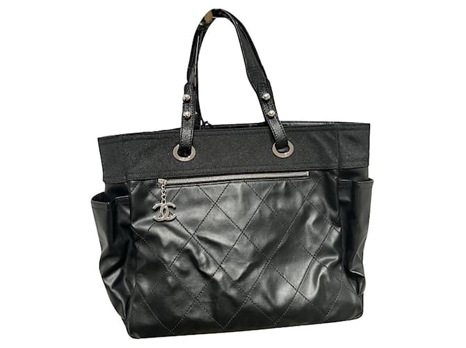Chanel Biarritz Black Leather Cloth  ref.610150