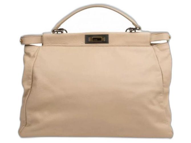 Fendi Handtasche aus Leder Beige