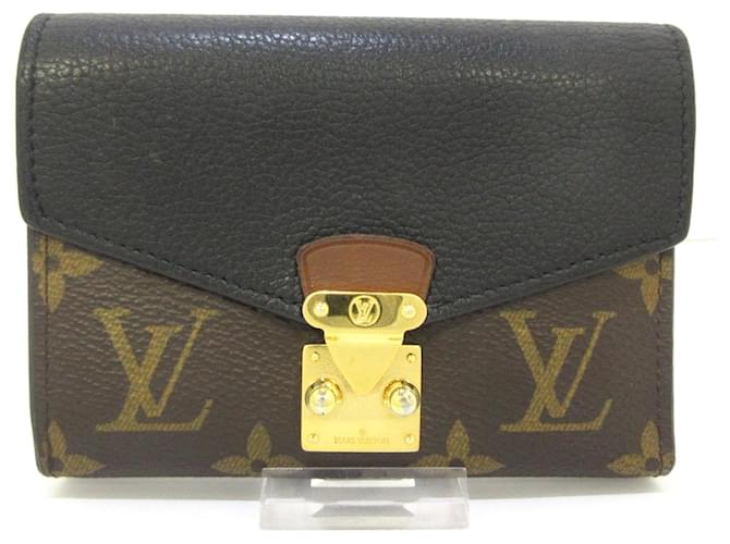 Pallas Louis Vuitton Brown Cloth  ref.613010