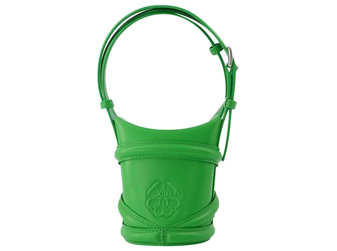 Alexander Mcqueen The Curve Mini Bag in Green Leather  ref.613280