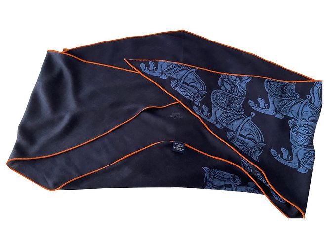 Triangle géant Hermès Bleu Marine