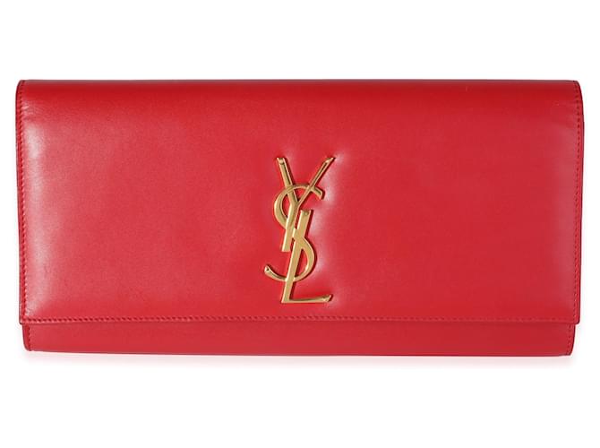 Saint Laurent Cassandre Clutch aus glattem Kalbsleder in Rot  ref.614109