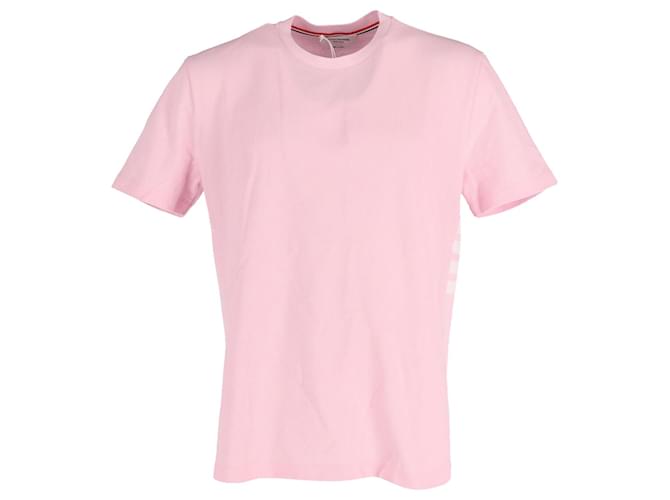 Thom Browne T-shirt classique à quatre barres en coton rose clair  ref.614196