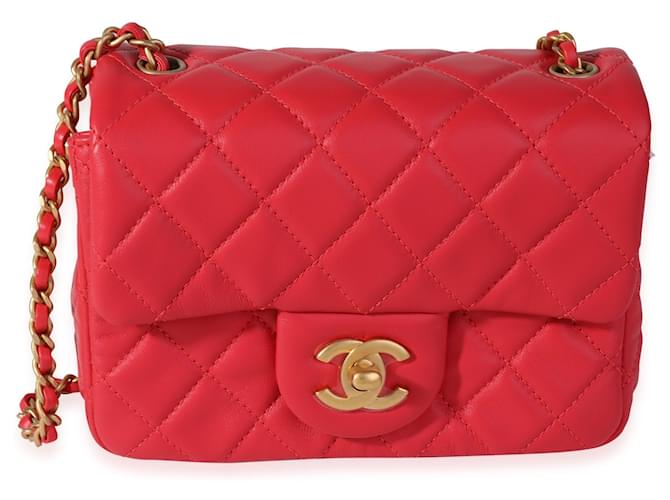 Bolsa Chanel Strawberry Red Acolchoado Pele de Cordeiro Pearl Crush Mini Flap Bag Vermelho Couro  ref.614526