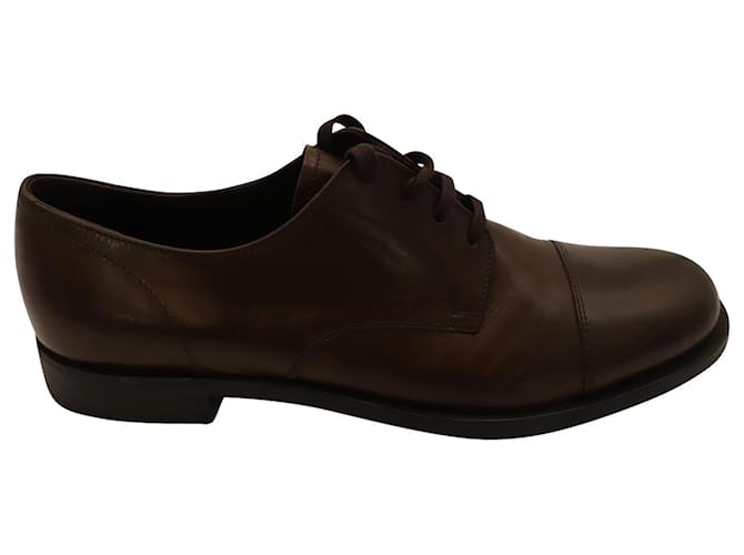 Zapatos Oxford con cordones en cuero marrón Prada Cap Toe Castaño  ref.614680