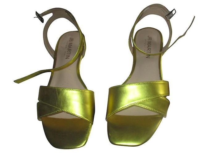 JB Martin Sandalen aus Leder Gold