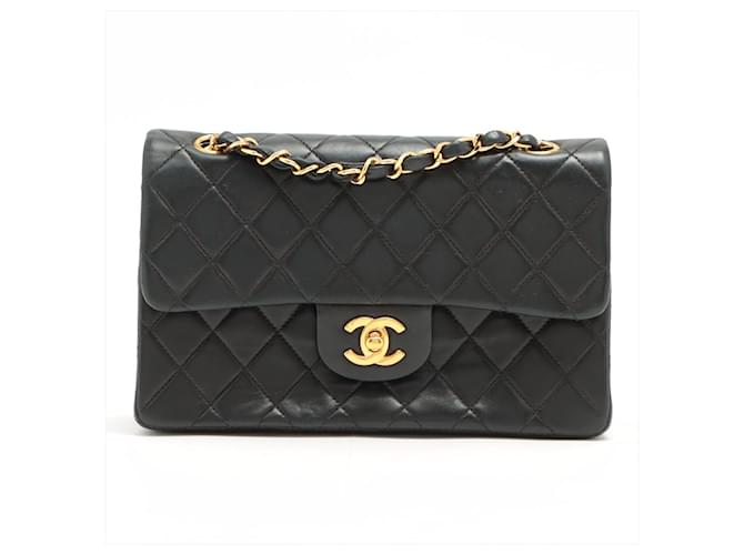 Chanel Double Flap 1997-1999 Black Lambskin Small Leather ref