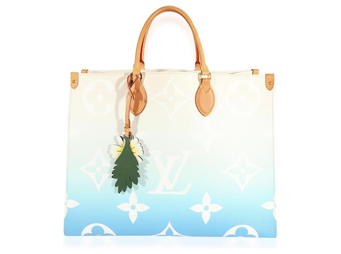 Louis Vuitton Blue Monogram Giant By The Pool Onthego Gm   ref.617487