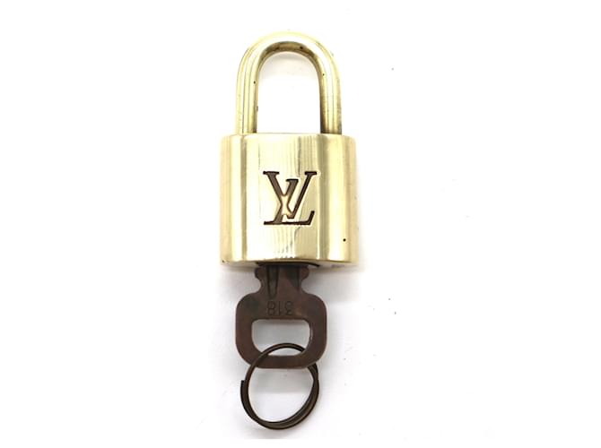 Louis Vuitton Lock and key set 318