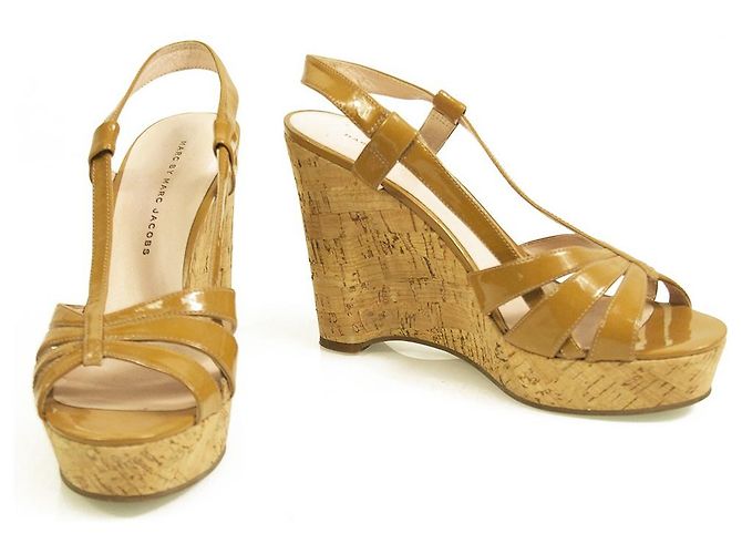 Marc by Marc Jacobs Tan Brown Patent Leather Cork Wedges Platform Sandals ( 37 )