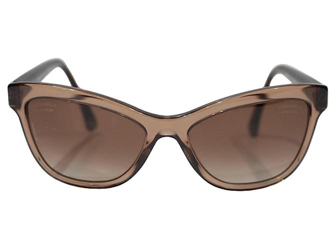 Chanel Óculos de sol Marrom Plástico  ref.619756
