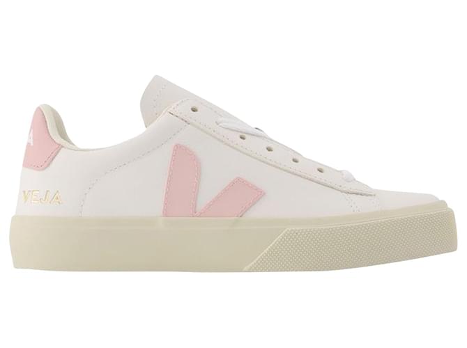 Veja Campo Sneakers in White and Pink Chromefree Leather Multiple colors  ref.621174
