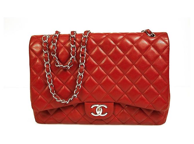 CHANEL Borsa Maxi con patta foderata in pelle caviale rossa Finiture argentate Rosso