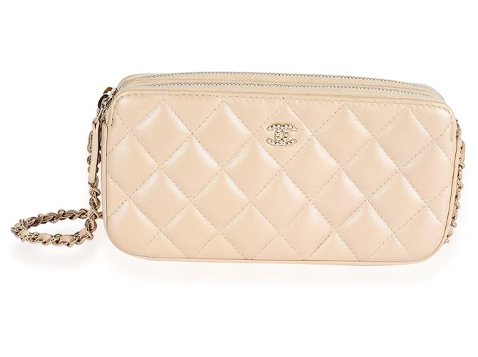 Chanel Gold Quilted Lambskin lined Zip Pearl Chain Wallet Flesh Leather  ref.622852