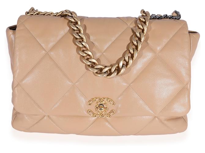 Chanel 19 Maxi Quilted Lambskin Flap Bag Brown ref.623147 - Joli Closet