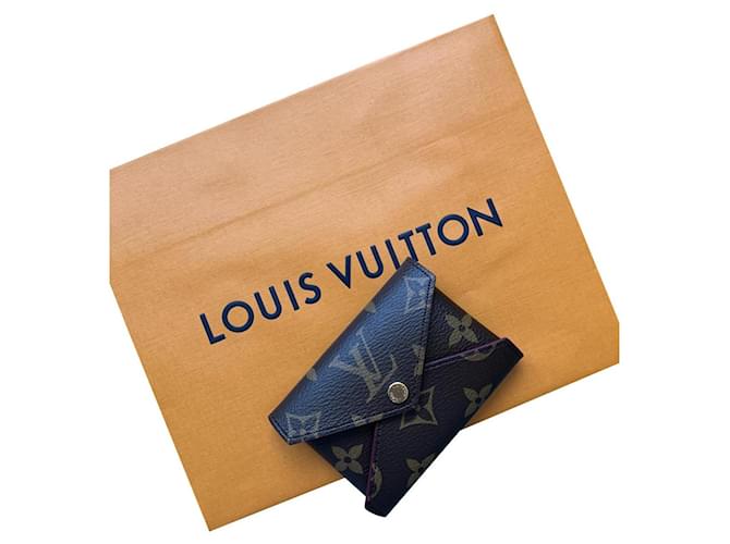 Louis Vuitton Card Holder - Brown Wallets, Accessories - 0LV21045