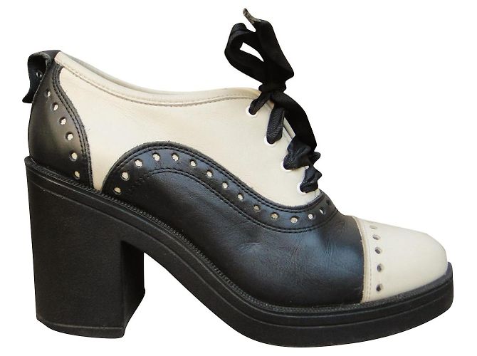 Max & Co Brogue aus Leder Schwarz Weiß 39