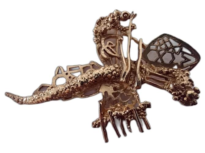 Christian Lacroix Dragonfly brooch Golden Gold-plated  ref.623639
