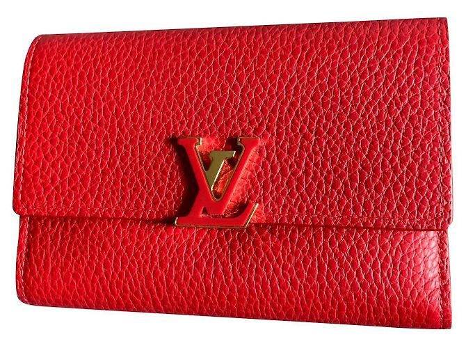 Louis Vuitton Cartera compacta Capucines Roja