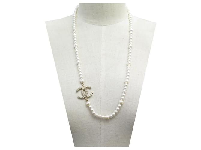 NEW CHANEL NECKLACE LOGO CC & PEARLS NECKLACE 70 CM IN GOLD METAL NECKLACE  Golden ref.624653 - Joli Closet