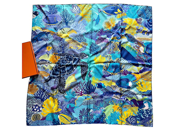 Hermès Under the waves Soie Multicolore  ref.624672