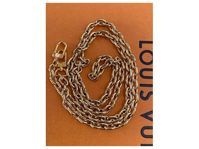 Abnehmbarer Schulterriemen mit goldener Louis Vuitton-Kette Metall  ref.624733