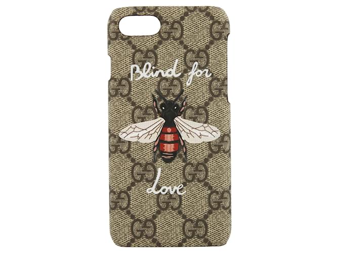 radium Tage en risiko Grav Gucci GG Supreme Bee iPhone 7 Case Brown Cloth ref.625060 - Joli Closet