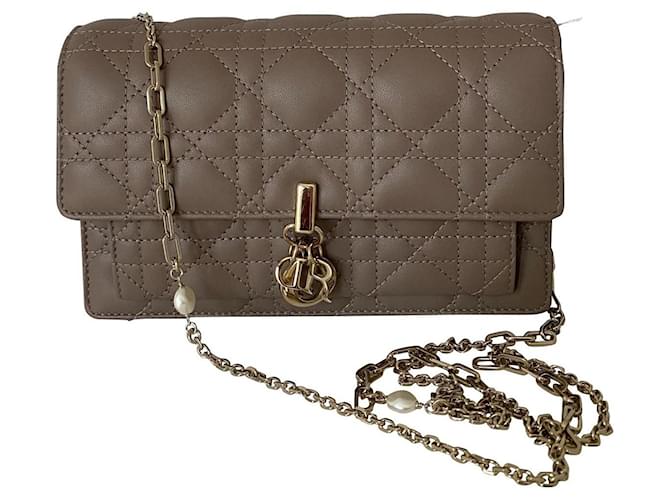 Dior Handtaschen Leder  ref.625173