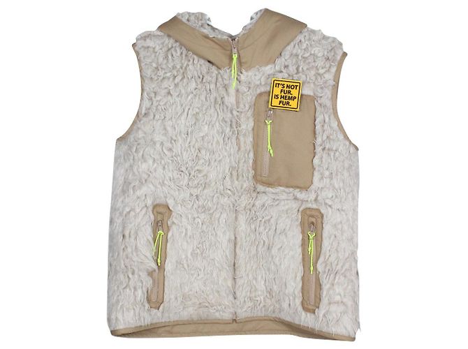 Autre Marque Ksenia Schnaider Weste Beige