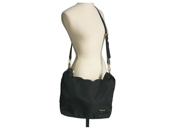 PRADA Messenger bag GM. Golden logo on the very good condition side Black Nylon  ref.628482