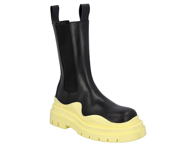 Bottega Veneta Women Tire Chelsea Boots in Black Lemonade Calfskin Leather Pony-style calfskin  ref.629823