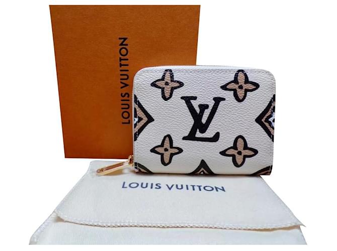 Louis Vuitton Bolsa de moedas Zippy Bege Leatherette  ref.630016