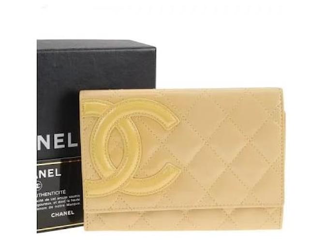 * CHANEL Cambon line Bi-fold wallet Lambskin × enamel Coco mark Beige  ref.630743
