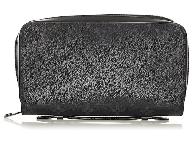 Louis Vuitton Black Monogram Eclipse Zippy XL Wallet Cloth ref.630787 -  Joli Closet