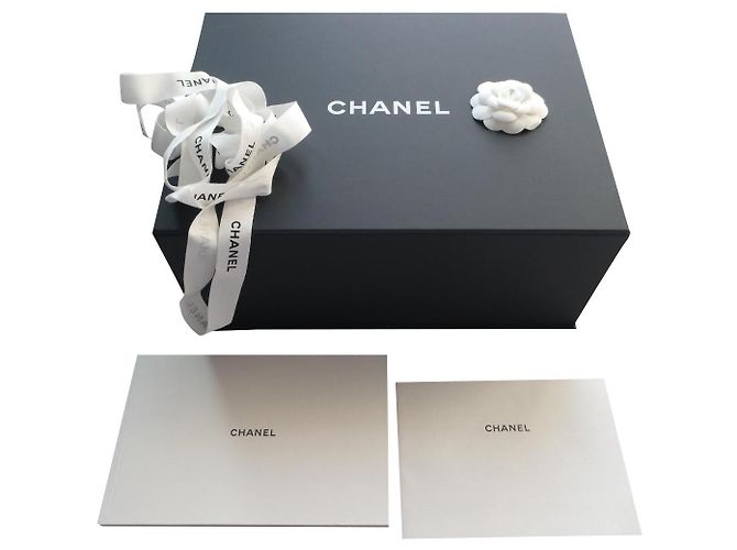 chanel empty box for handbag Black