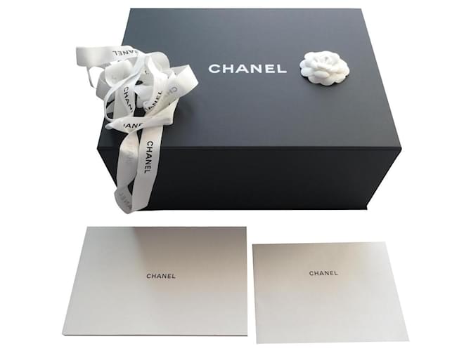 Chanel scatola vuota per borsetta Nero  ref.630876