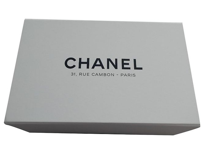chanel empty box for handbag White