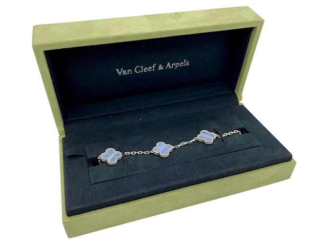 Van Cleef & Arpels Van Cleef Vintage Alhambra bracelet 5 motifs White gold Chalcedony Silvery  ref.630882
