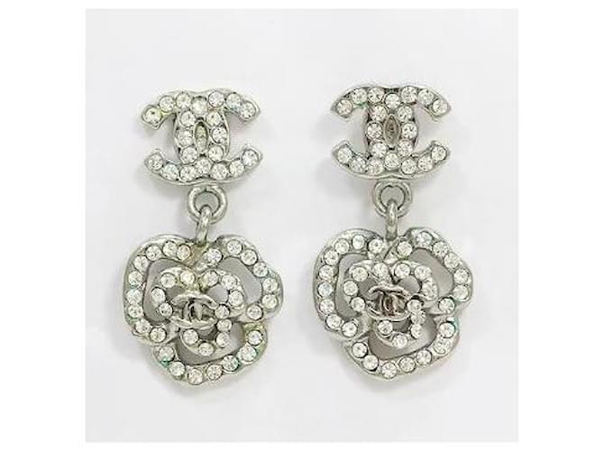 * Chanel (Chanel) Boucles d'oreilles Cocomark Camélia 07A Automne/Hiver 2007 Strass  ref.631514