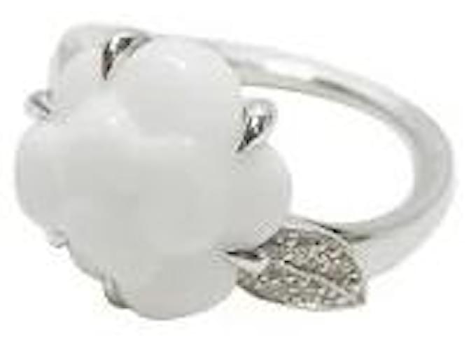 *ChanelCHANEL 750Tamanho do anel de diamante WG camélia calcedônia 8 Ouro branco  ref.631814