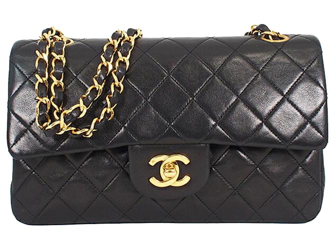 Chanel Black Timeless Classic Flap forrado Negro Cuero  ref.631839