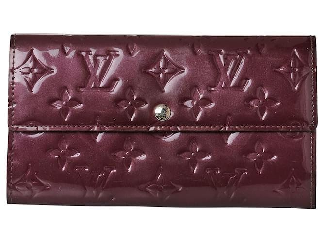 Louis Vuitton Rouge Fauviste Monogram Vernis Sarah Wallet Purple Leather  ref.632047 - Joli Closet