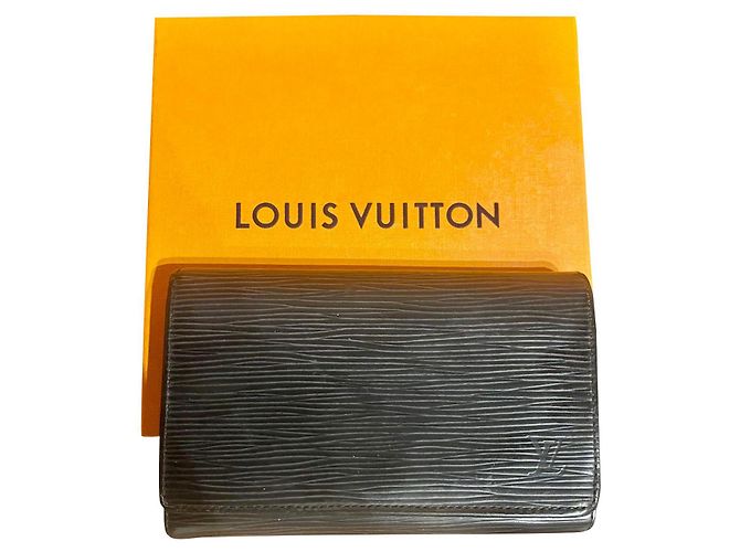 Sofia Coppola Louis Vuitton Tresor Black Leather