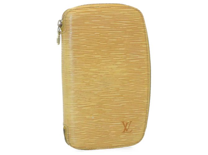 LOUIS VUITTON Epi Agenda Jeode Estuche de viaje Amarillo LV Auth am3002S